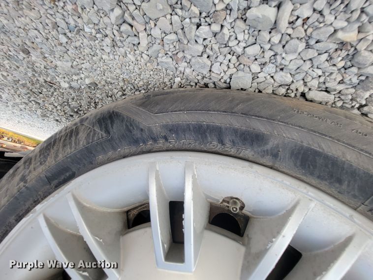 image for item IF9872 2005 Chrysler 300