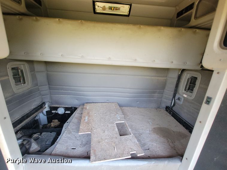 image for item IF9878 Peterbilt 379  sleeper