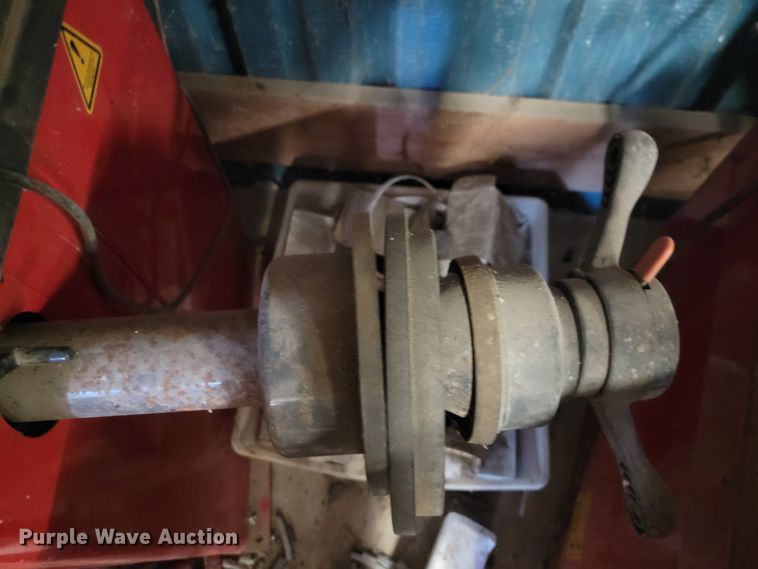 image for item IF9881 Nationwide WB-1030-G  wheel balancer