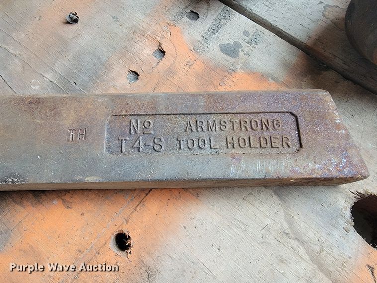 image for item IF9925 Approximately 478 pieces of tooling