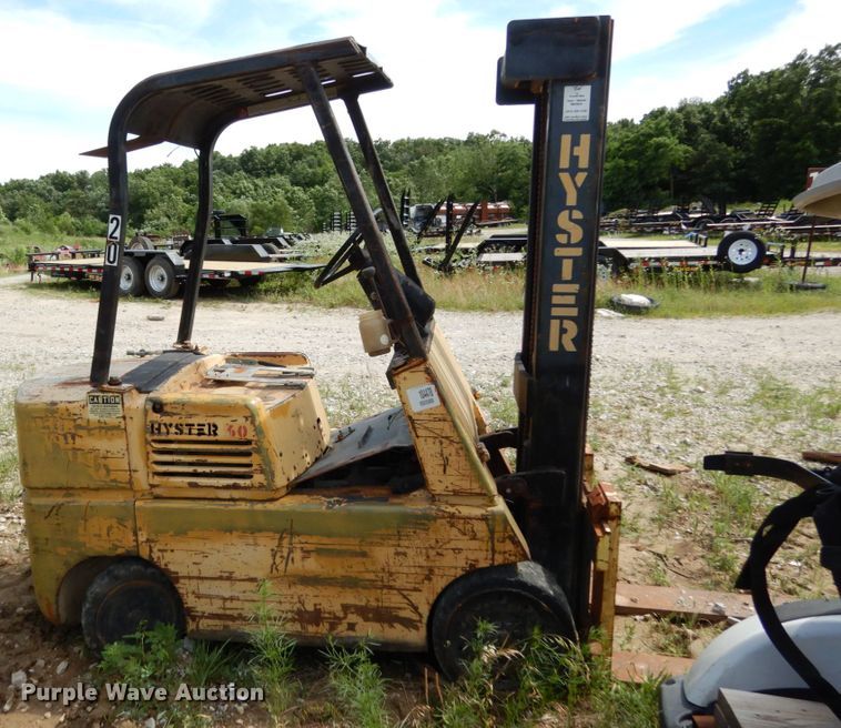 image for item II9536 Hyster  forklift
