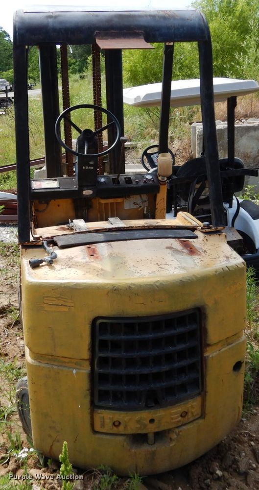 image for item II9536 Hyster  forklift