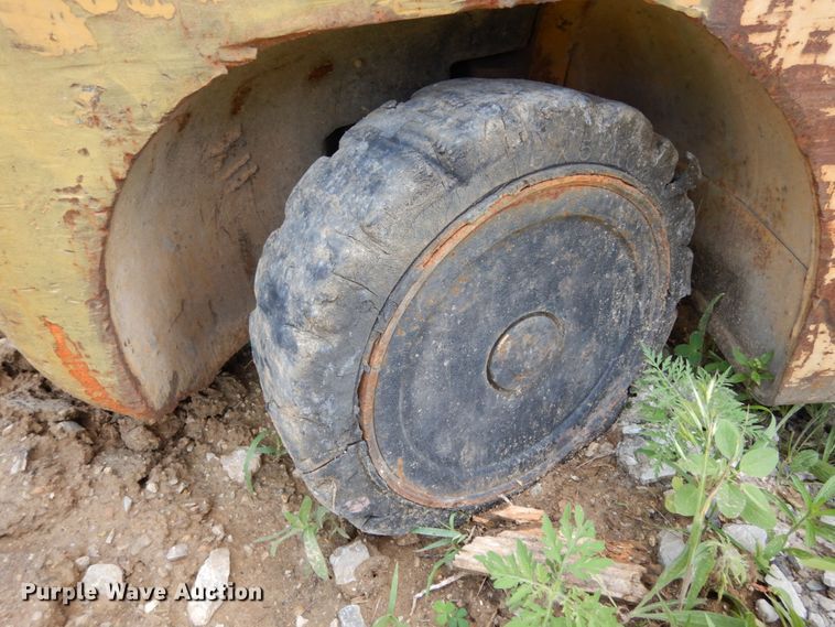 image for item II9536 Hyster  forklift