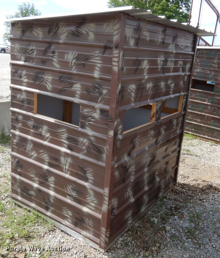 image for item II9538 Shop built hunting blind