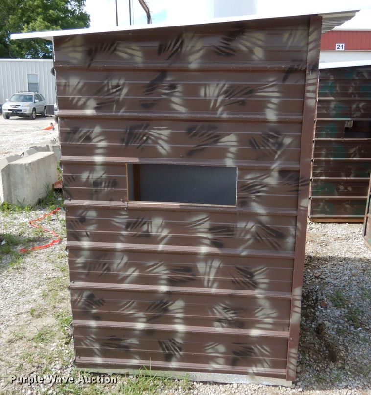 image for item II9538 Shop built hunting blind