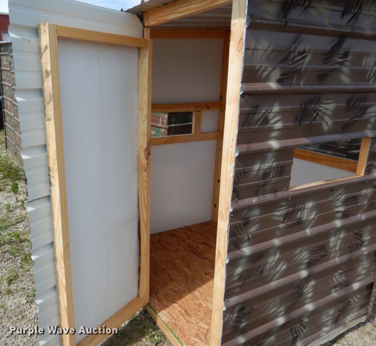image for item II9538 Shop built hunting blind