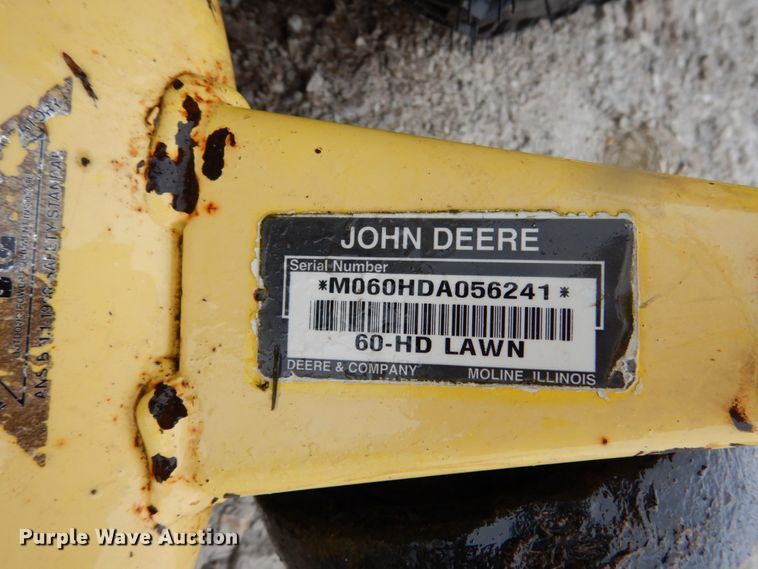 image for item II9574 John Deere 425  lawn mower