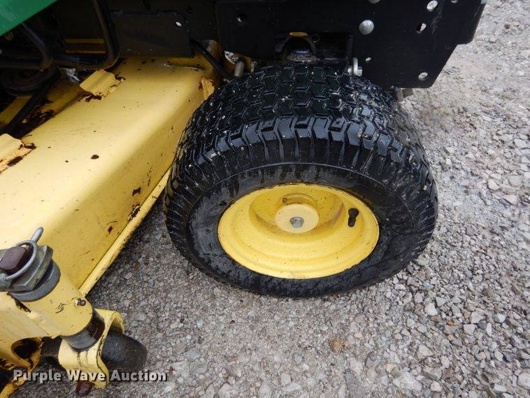 image for item II9574 John Deere 425  lawn mower