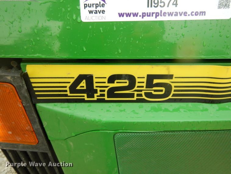 image for item II9574 John Deere 425  lawn mower