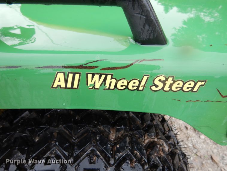 image for item II9574 John Deere 425  lawn mower