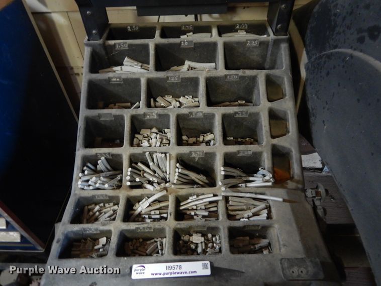 image for item II9578 Hunter GSP9700  wheel balancer