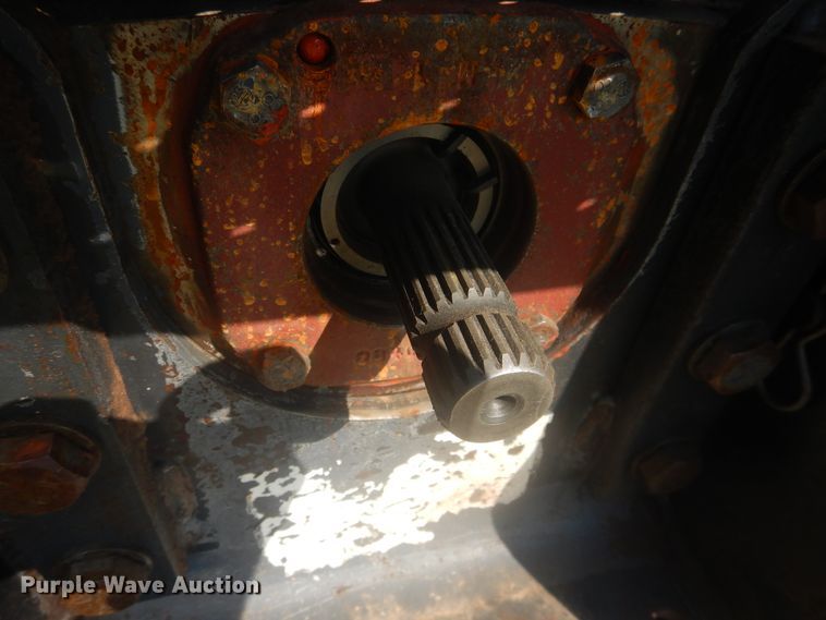 image for item IJ9448 1997 New Holland 8670  MFWD tractor