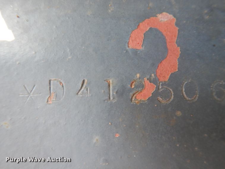 image for item IJ9448 1997 New Holland 8670  MFWD tractor