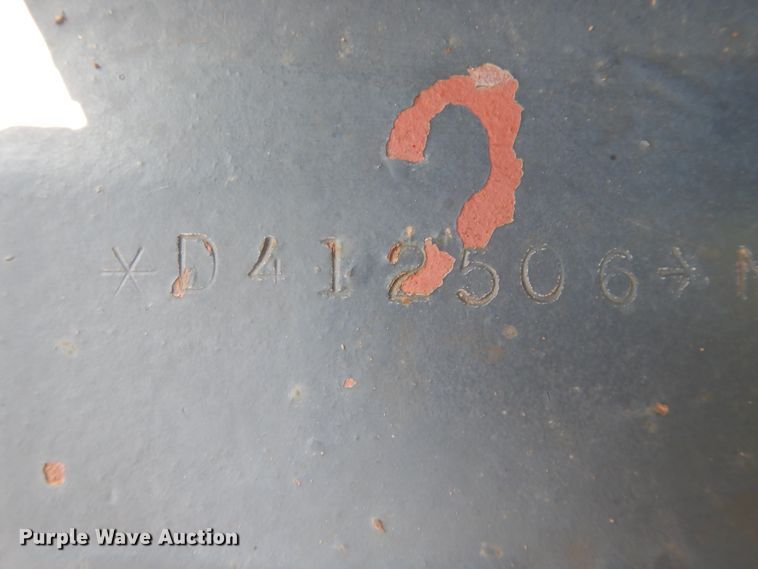 image for item IJ9448 1997 New Holland 8670  MFWD tractor