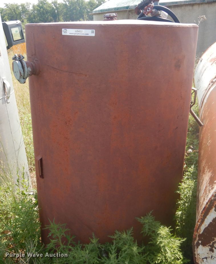 image for item IJ9452 Steel fuel tank