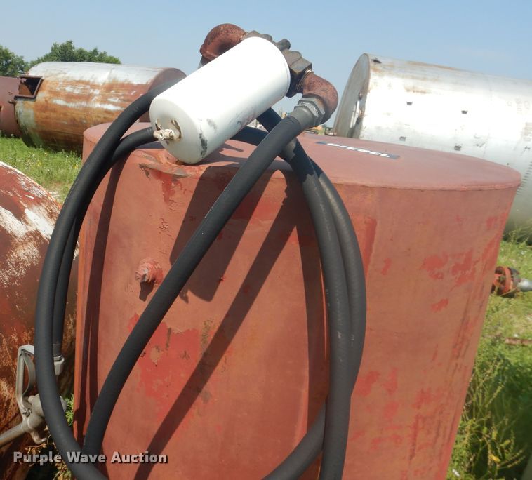 image for item IJ9452 Steel fuel tank