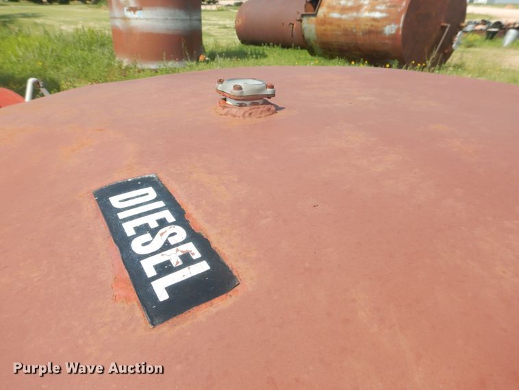 image for item IJ9452 Steel fuel tank