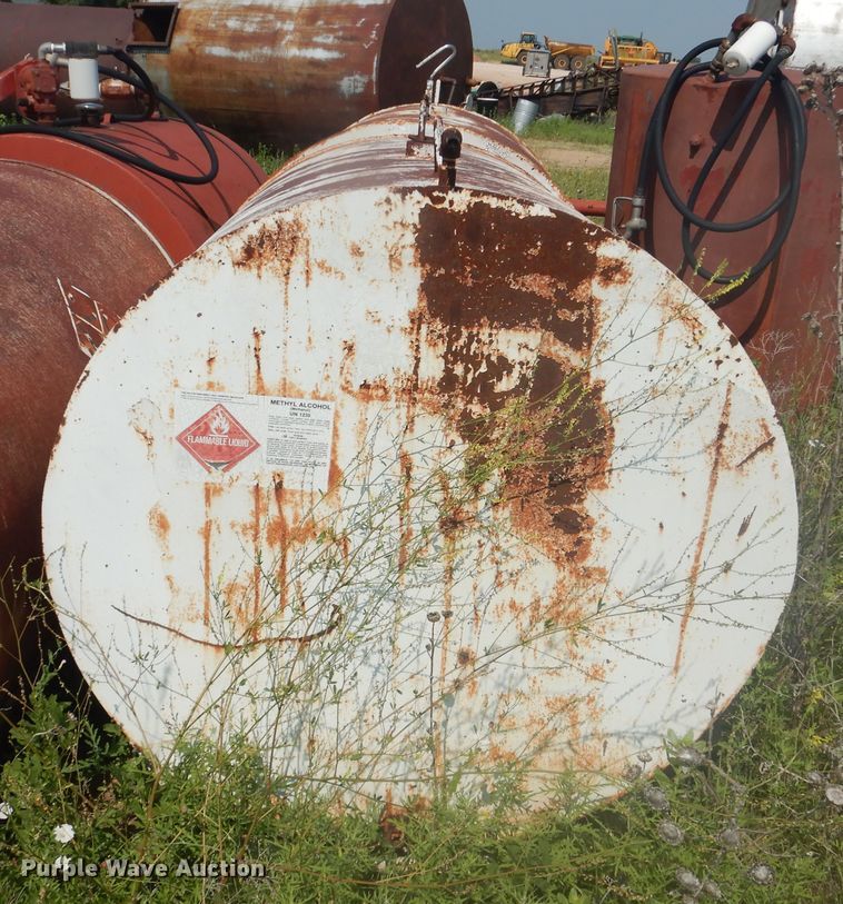 image for item IJ9453 (2) steel tanks