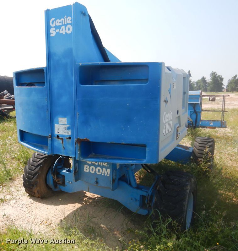 image for item IJ9456 1997 Genie S-40  boom lift