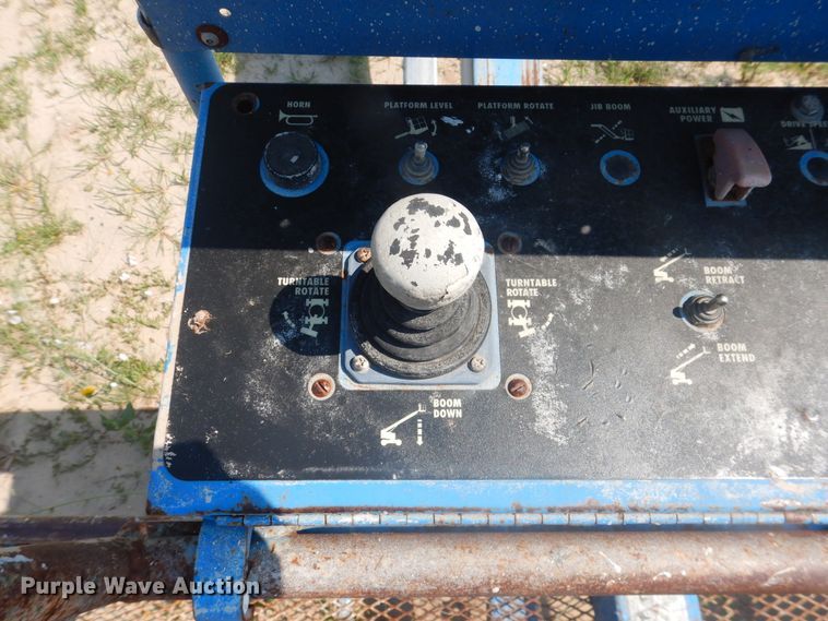 image for item IJ9456 1997 Genie S-40  boom lift