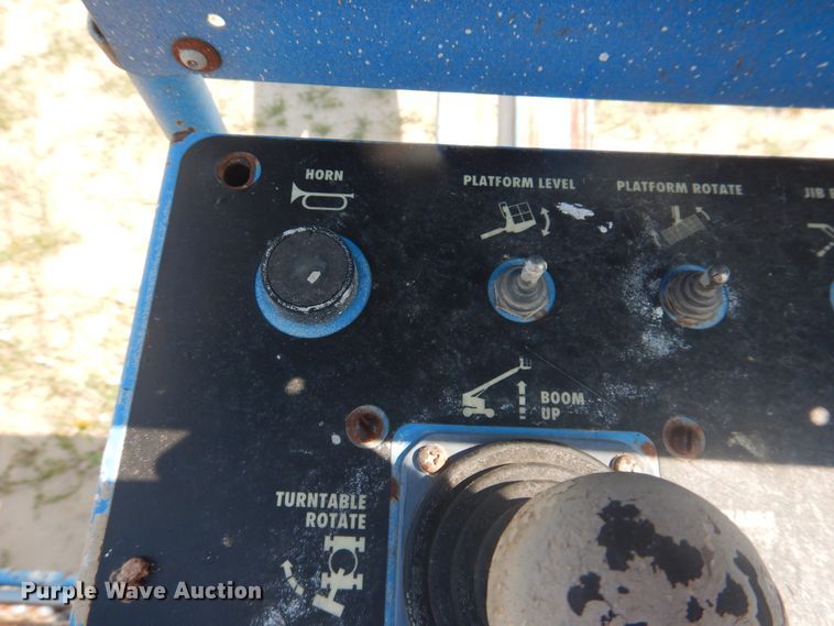 image for item IJ9456 1997 Genie S-40  boom lift