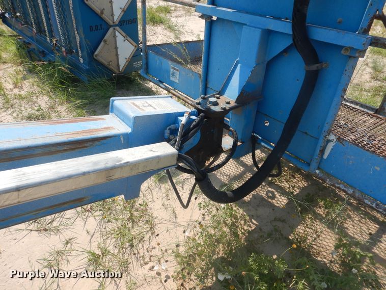 image for item IJ9456 1997 Genie S-40  boom lift
