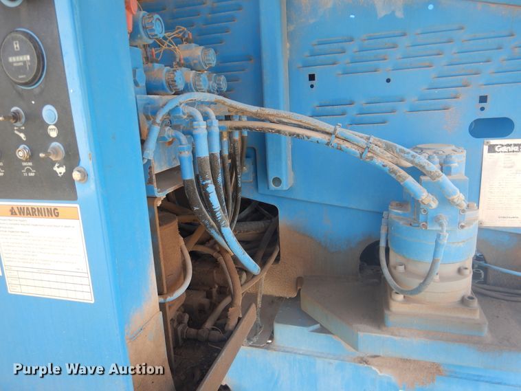 image for item IJ9456 1997 Genie S-40  boom lift