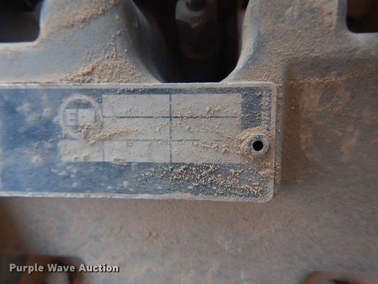 image for item IJ9456 1997 Genie S-40  boom lift