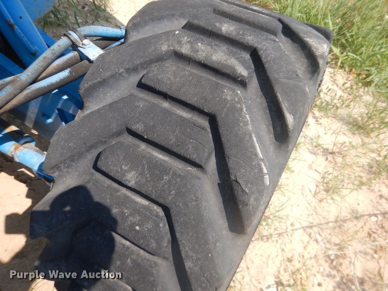 image for item IJ9456 1997 Genie S-40  boom lift