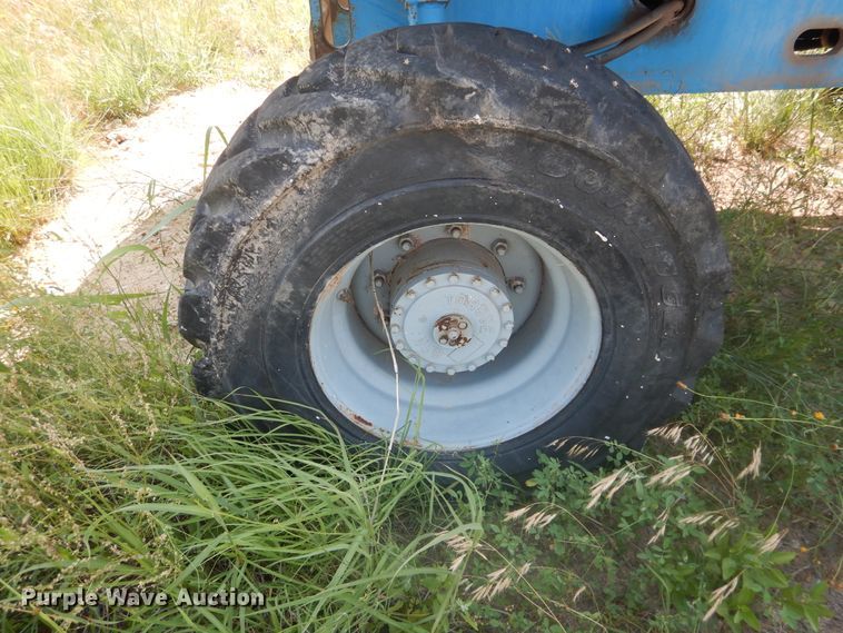 image for item IJ9456 1997 Genie S-40  boom lift