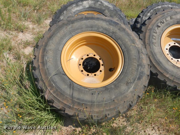 image for item IJ9457 (6) 14.00R24 tires and wheels