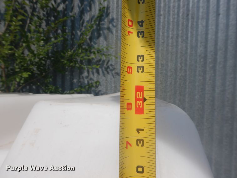 image for item IJ9458 (3) poly tanks