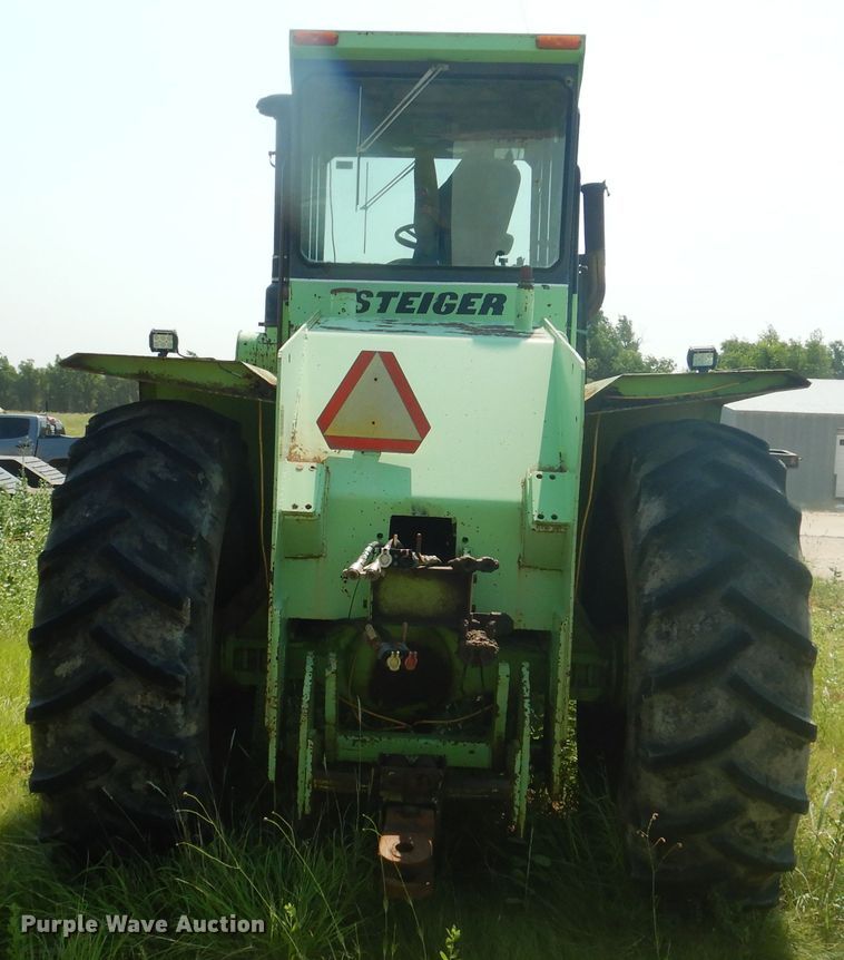 image for item IJ9460 1978 Steiger Cougar PT270  4WD tractor