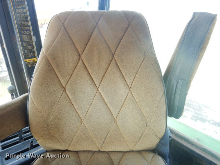 image for item IJ9460 1978 Steiger Cougar PT270  4WD tractor