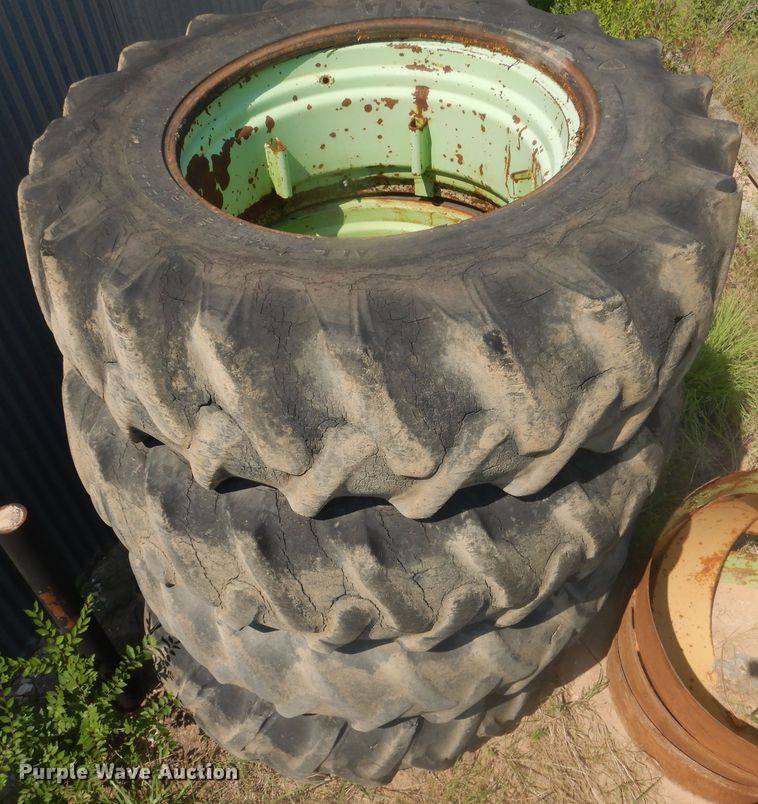 image for item IJ9460 1978 Steiger Cougar PT270  4WD tractor