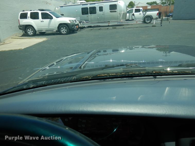 image for item IL9750 2000 Toyota 4Runner  SUV