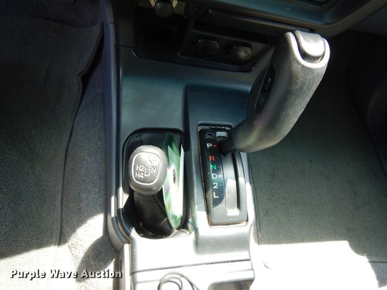 image for item IL9750 2000 Toyota 4Runner  SUV