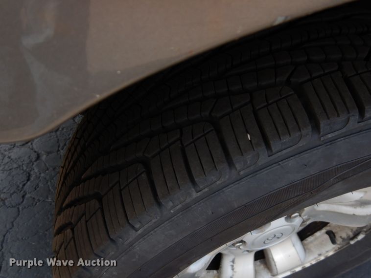 image for item IL9750 2000 Toyota 4Runner  SUV