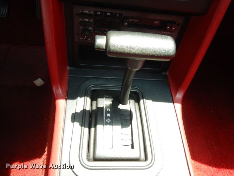 image for item IL9751 1991 Ford Mustang  convertible