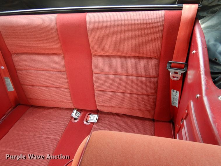 image for item IL9751 1991 Ford Mustang  convertible