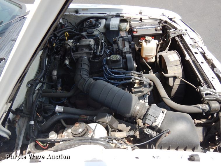 image for item IL9751 1991 Ford Mustang  convertible