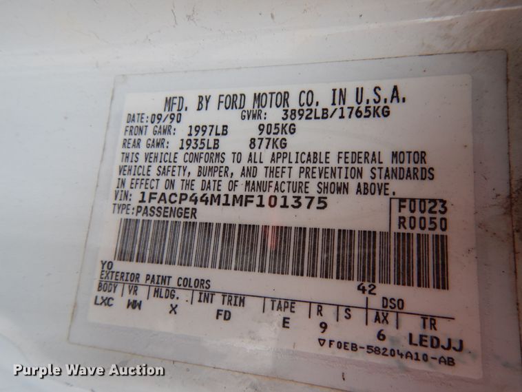 image for item IL9751 1991 Ford Mustang  convertible