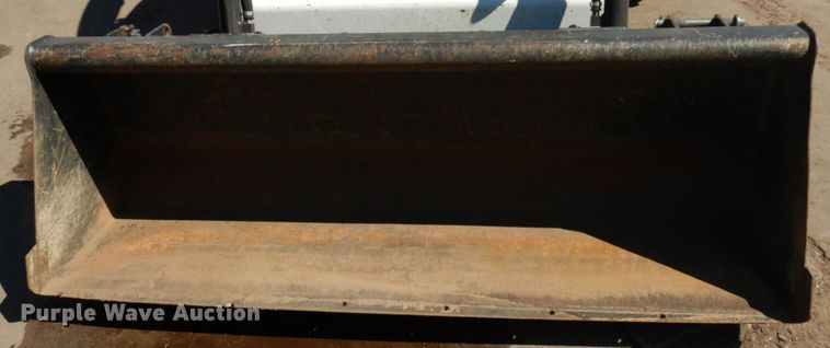 image for item IL9830 Bobcat CT335  tractor