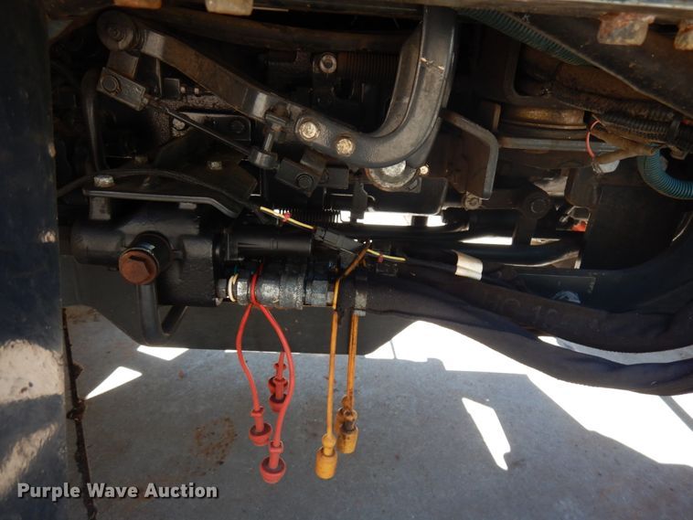 image for item IL9830 Bobcat CT335  tractor