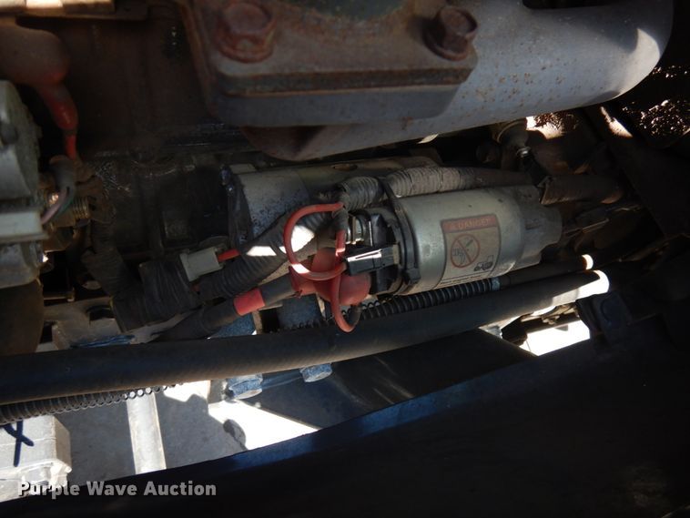 image for item IL9830 Bobcat CT335  tractor