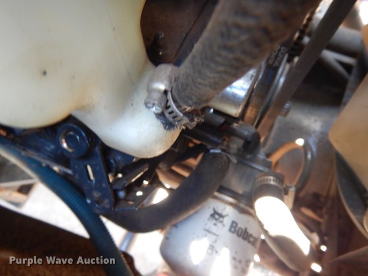 image for item IL9830 Bobcat CT335  tractor