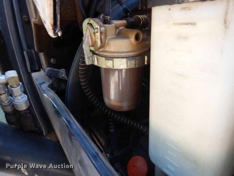 image for item IL9830 Bobcat CT335  tractor