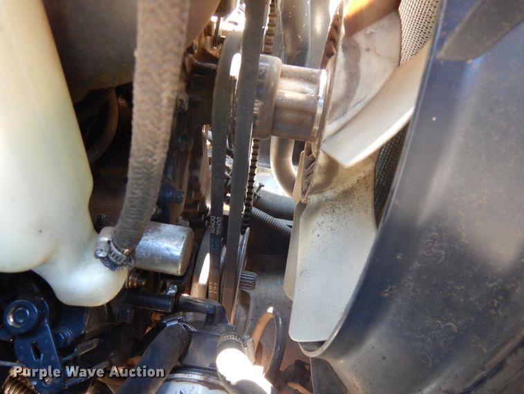 image for item IL9830 Bobcat CT335  tractor