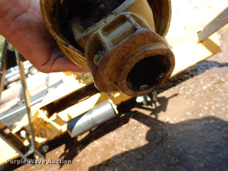 image for item IL9830 Bobcat CT335  tractor