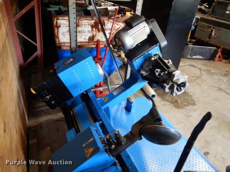 image for item IL9836 Atlas TTC-305  tire machine